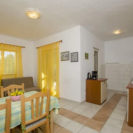 Mate Appartement Maslinica